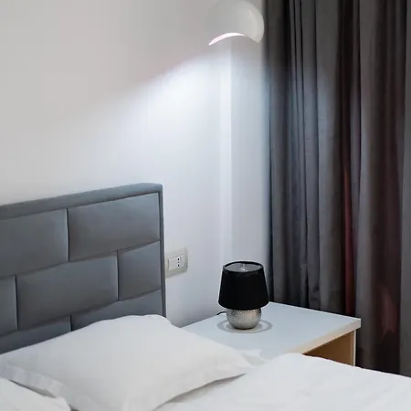 Cosy Urban Central Apartment Tirana Exterior photo