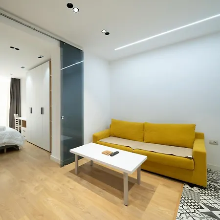 Cosy Urban Central Apartment Tirana Exterior photo